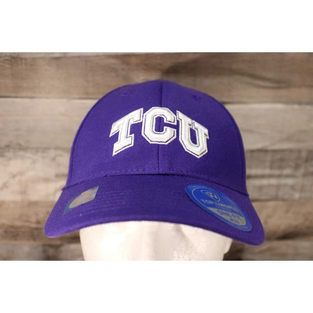 NWT Top‎ of the World TCU University Fitted Hat Size M/L Purple